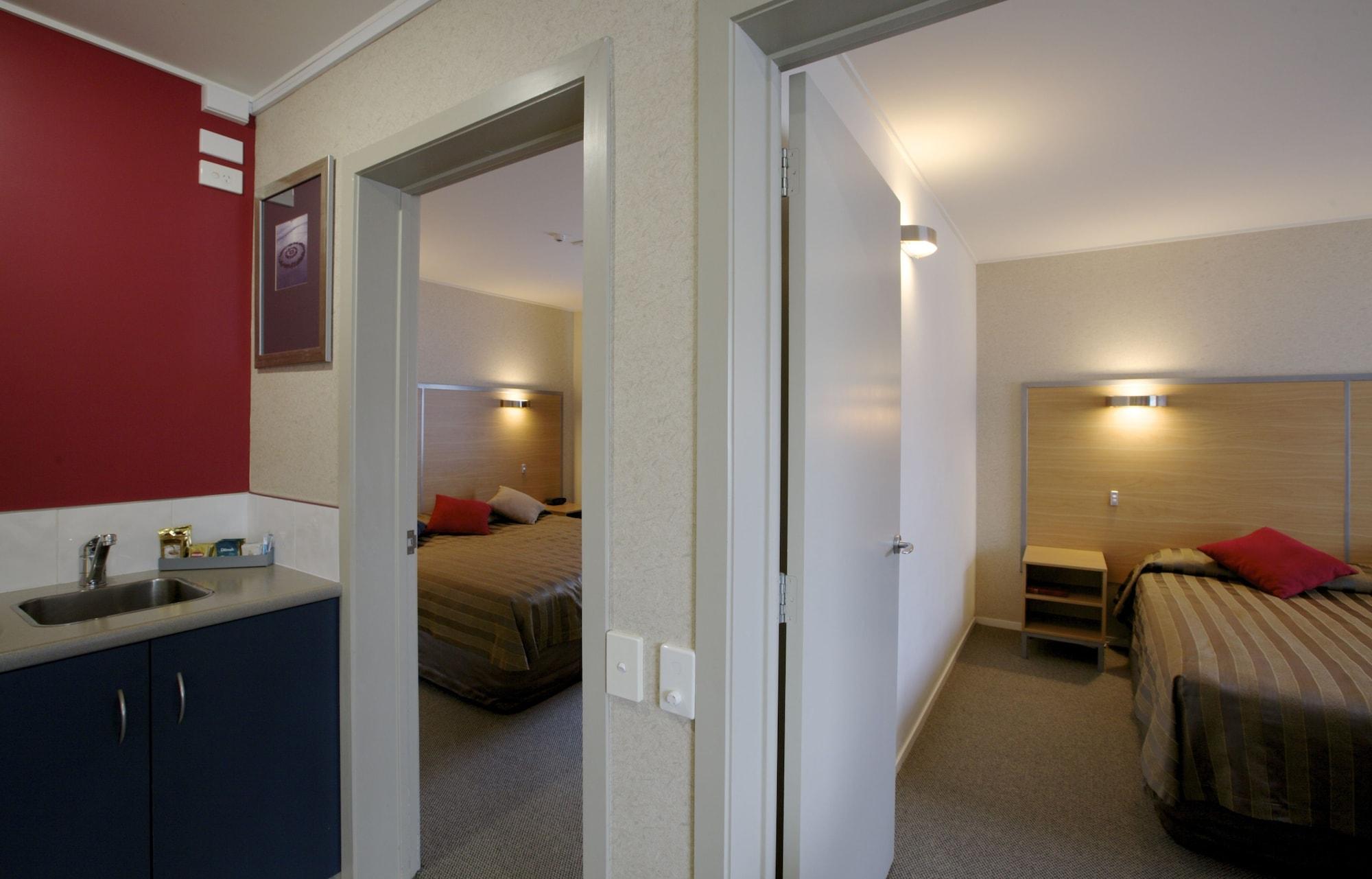 Landmark Manor New Plymouth Extérieur photo