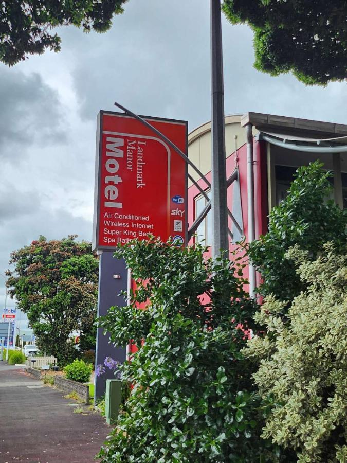 Landmark Manor New Plymouth Extérieur photo