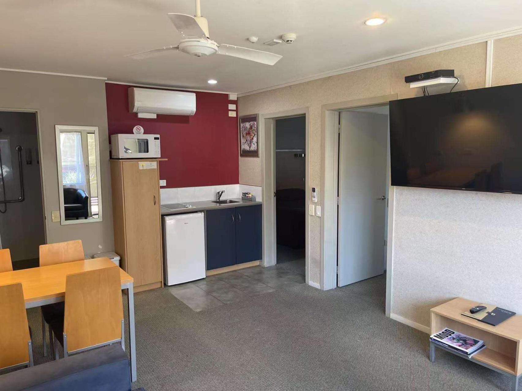 Landmark Manor New Plymouth Extérieur photo